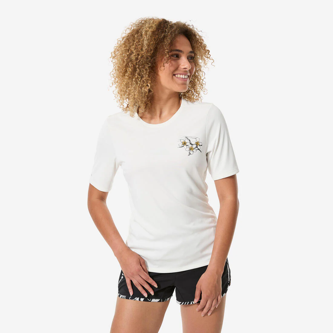 Women’s surfing short sleeve UV-protection t-shirt - Malou greige - Image 3