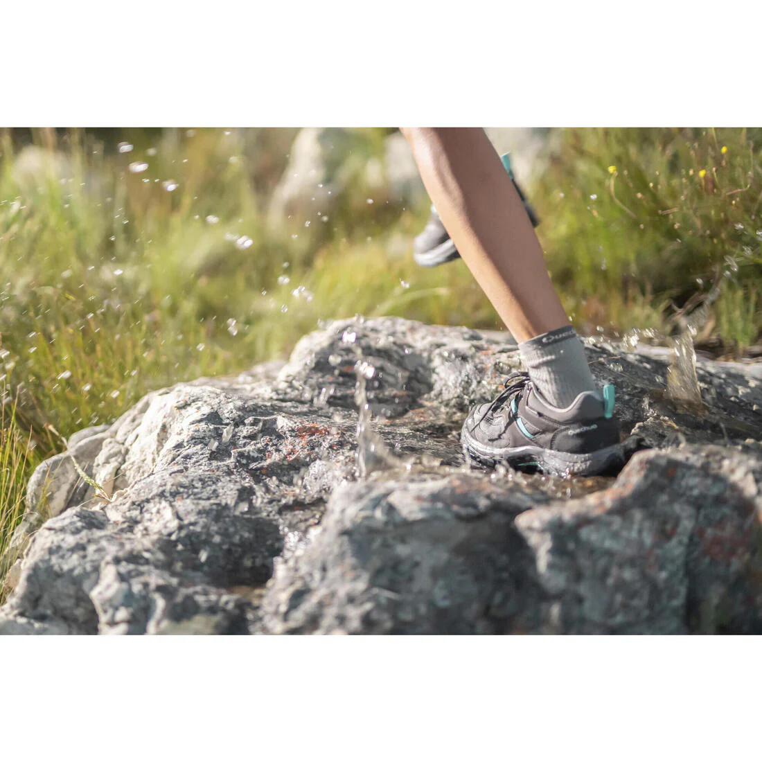 Women's Walking Shoes Grey - MH100 - Image 3