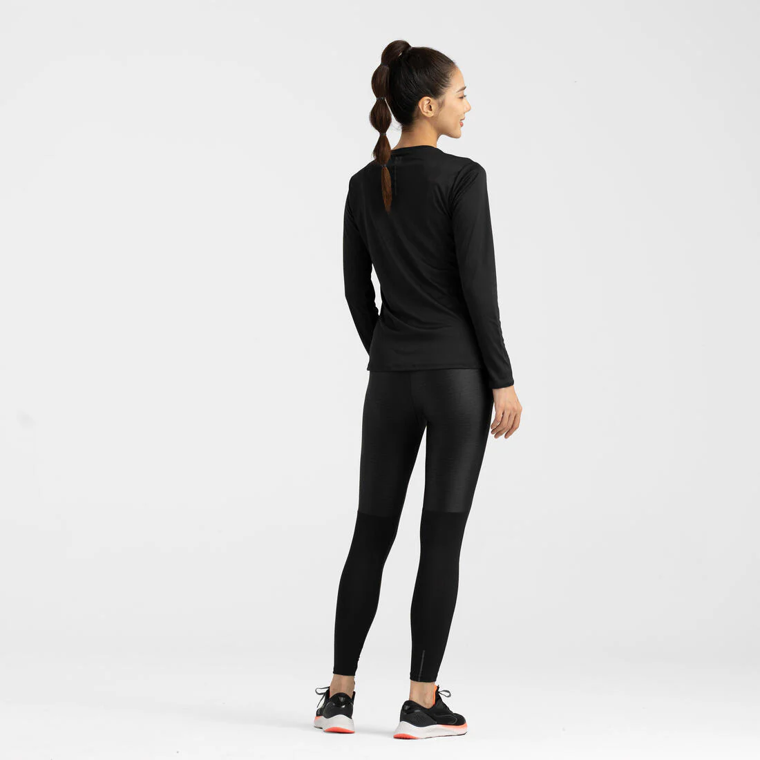 Women's long-sleeved running T-shirt Sun Protect - black - Image 4