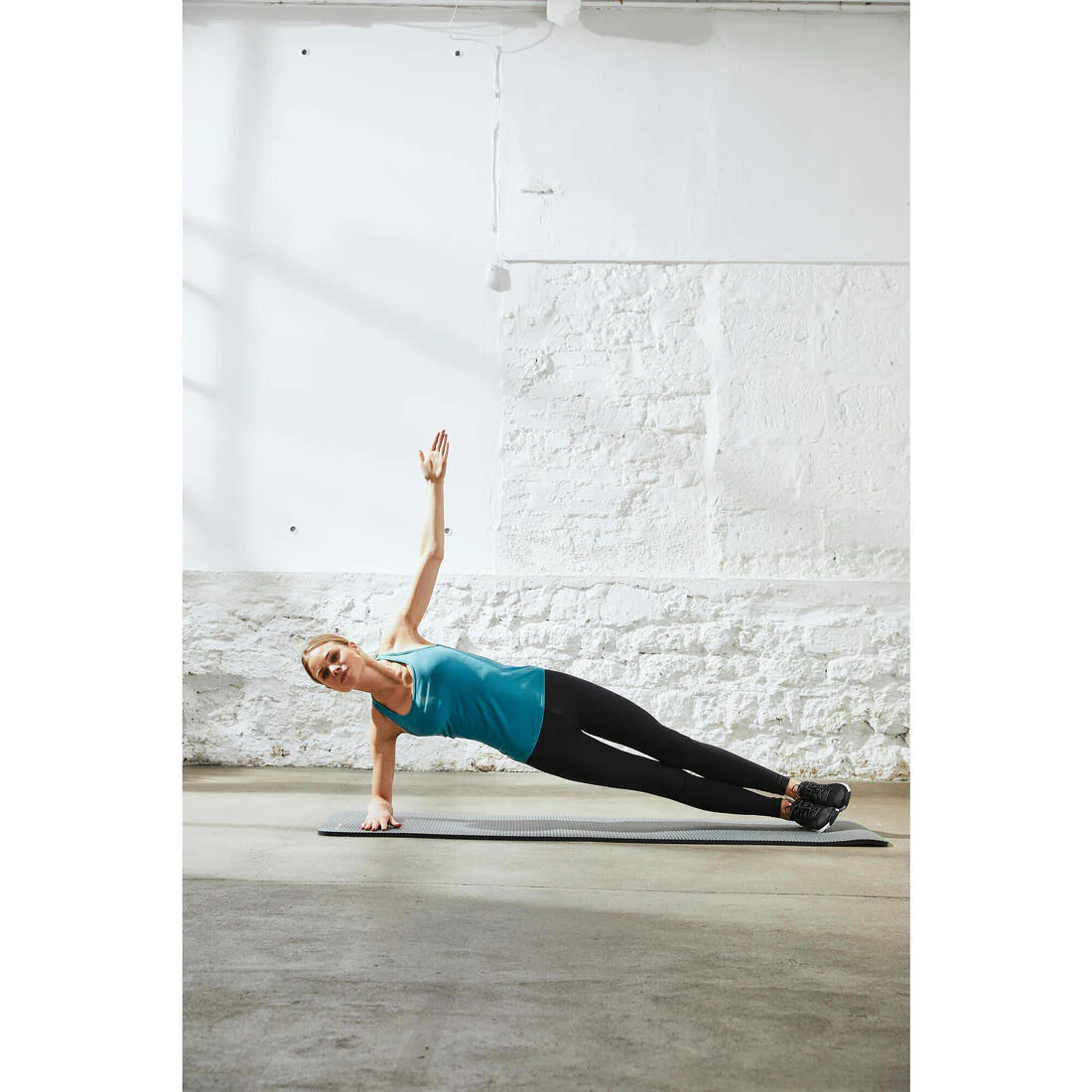 Women's Slim-Fit Fitness Leggings - Image 38