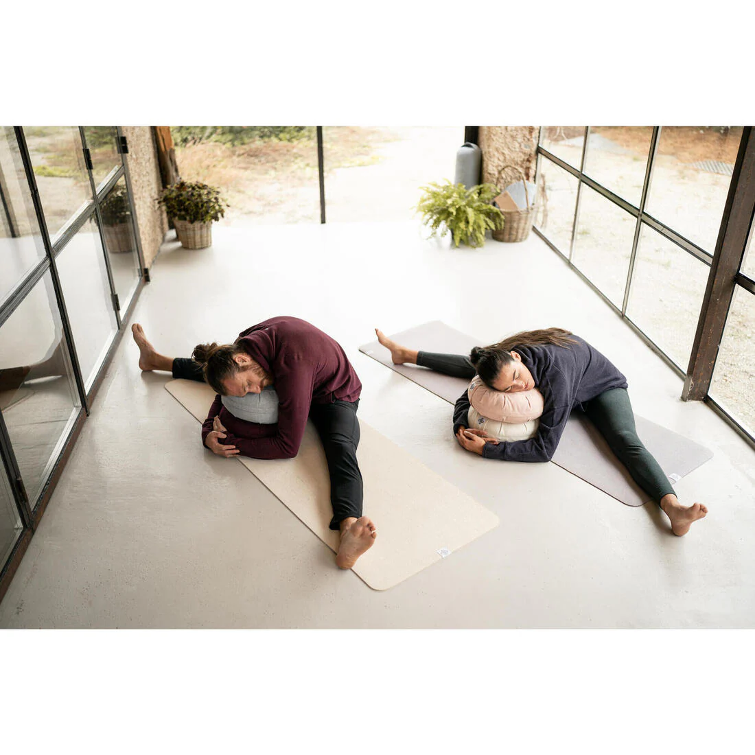 Yoga & Meditation Zafu Round Cushion - Image 15
